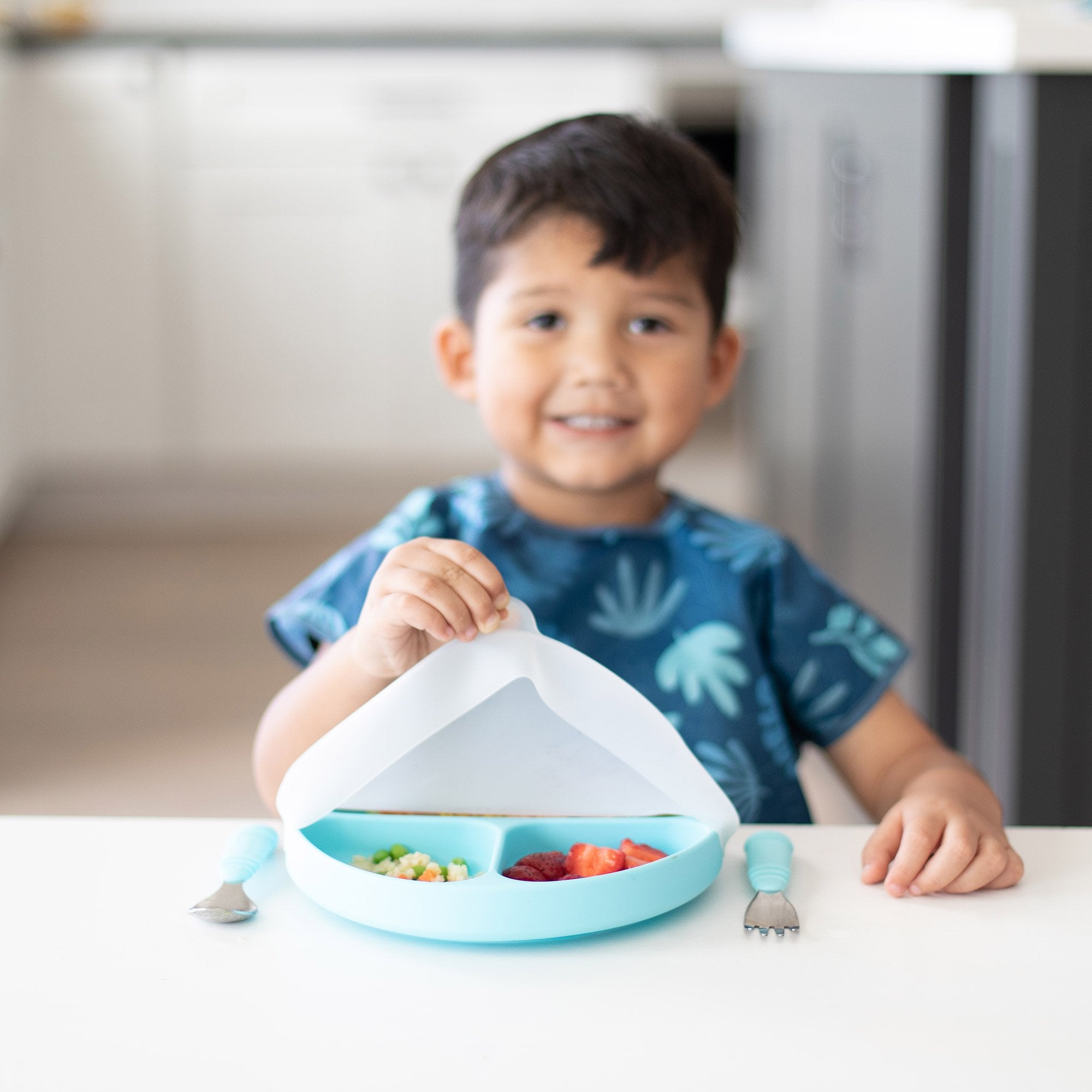 Bumkins Silicone Grip Dish with Lid + Spoon and Folk Set